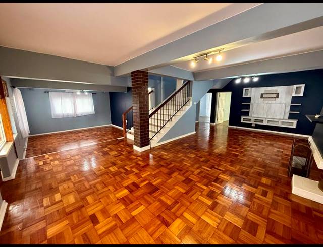 5 BEDROOM HOUSE FOR SALE IN PELHAM